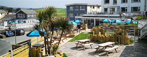 Live Webcam Merrymoor Inn, Mawgan Porth, Cornwall, Newquay。